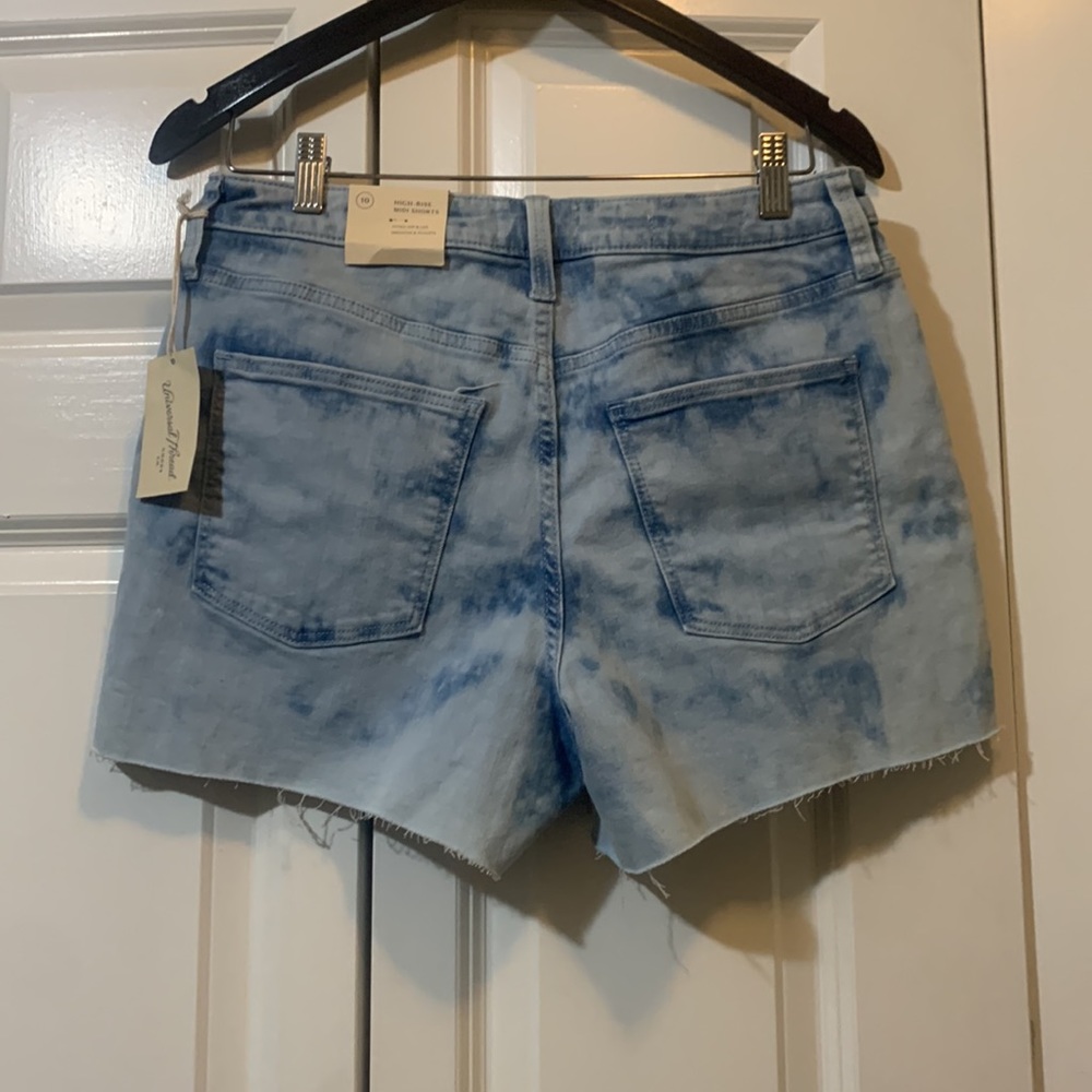 Universal Thread Tie High Rise Midi Shorts - Picture 2 of 4